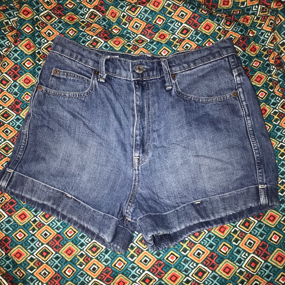 GAP high-wasted shorts